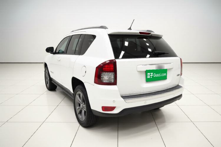 Used Jeep Compass 2014 Revised Version 2.4L Four-Wheel Drive Comfort Edition Rear Left 45 Deg