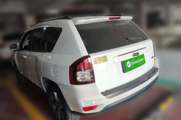 Used Jeep Compass 2014 Revised Version 2.4L Four-Wheel Drive Comfort Edition Rear Left 45 Deg