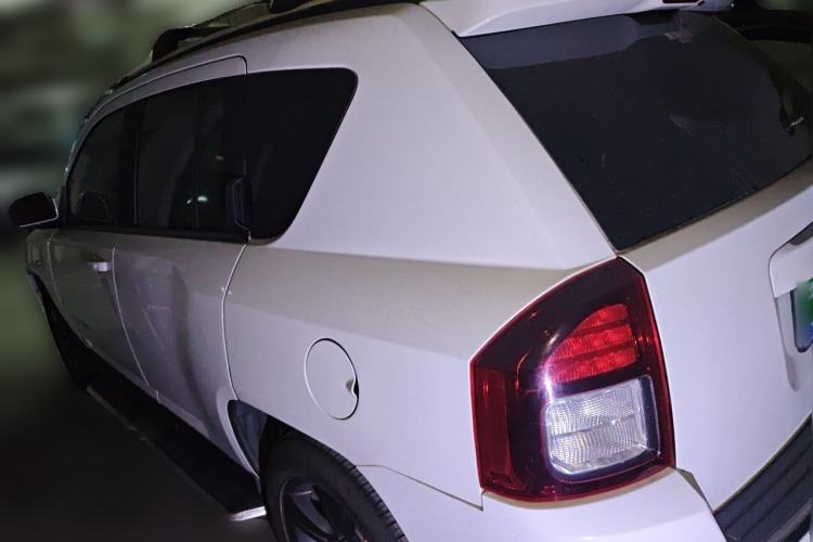 Used Jeep Compass 2014 Revised Version 2.4L Four-Wheel Drive Comfort Edition Rear Left 45 Deg