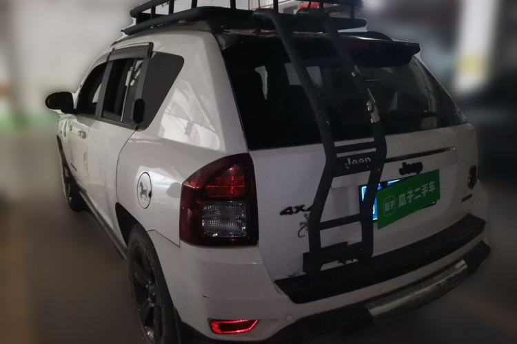Used Jeep Compass 2014 2.4L Four-Wheel Drive Serpentine Collection Edition Rear Left 45 Deg