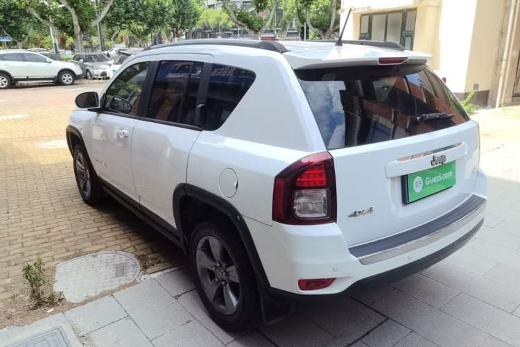 Used Jeep Compass 2014 Revised Version 2.4L Four-Wheel Drive Comfort Edition Rear Left 45 Deg