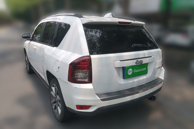 Used Jeep Compass 2014 2.4L four-wheel drive luxury version Rear Left 45 Deg
