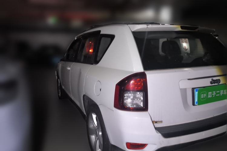 Used Jeep Compass 2014 Revised Version 2.0L Two-Wheel Drive Entry-Level Edition Rear Left 45 Deg
