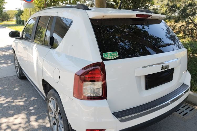 Used Jeep Compass 2014 Revised Version 2.4L Four-Wheel Drive Luxury Edition Rear Left 45 Deg
