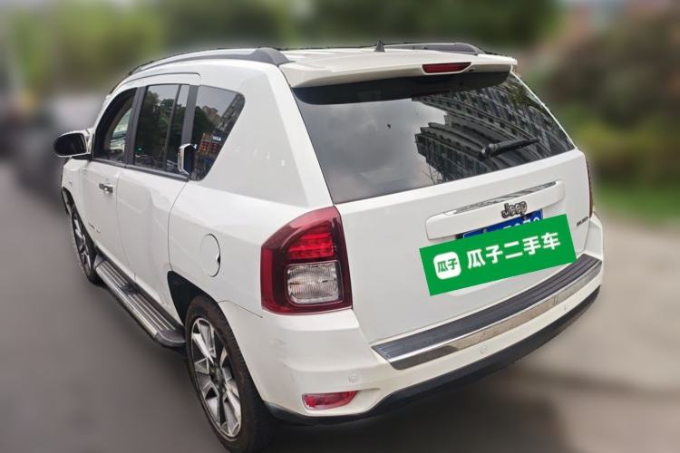 Used Jeep Compass 2014 2.4L four-wheel drive luxury version Rear Left 45 Deg