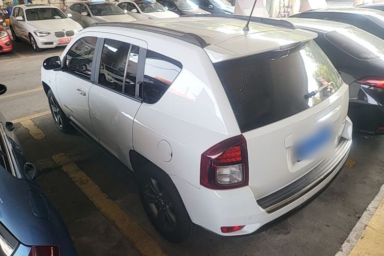 Used Jeep Compass 2014 Revised Version 2.4L Four-Wheel Drive Comfort Edition Rear Left 45 Deg