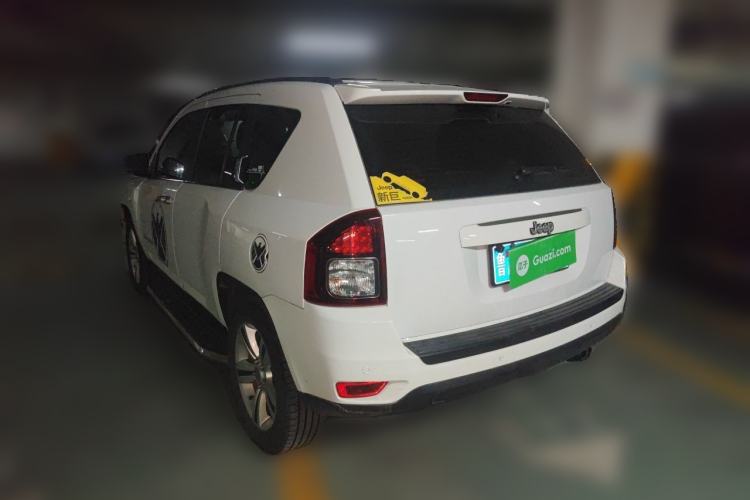 Used Jeep Compass 2014 2.0L two-wheel drive sport version Rear Left 45 Deg