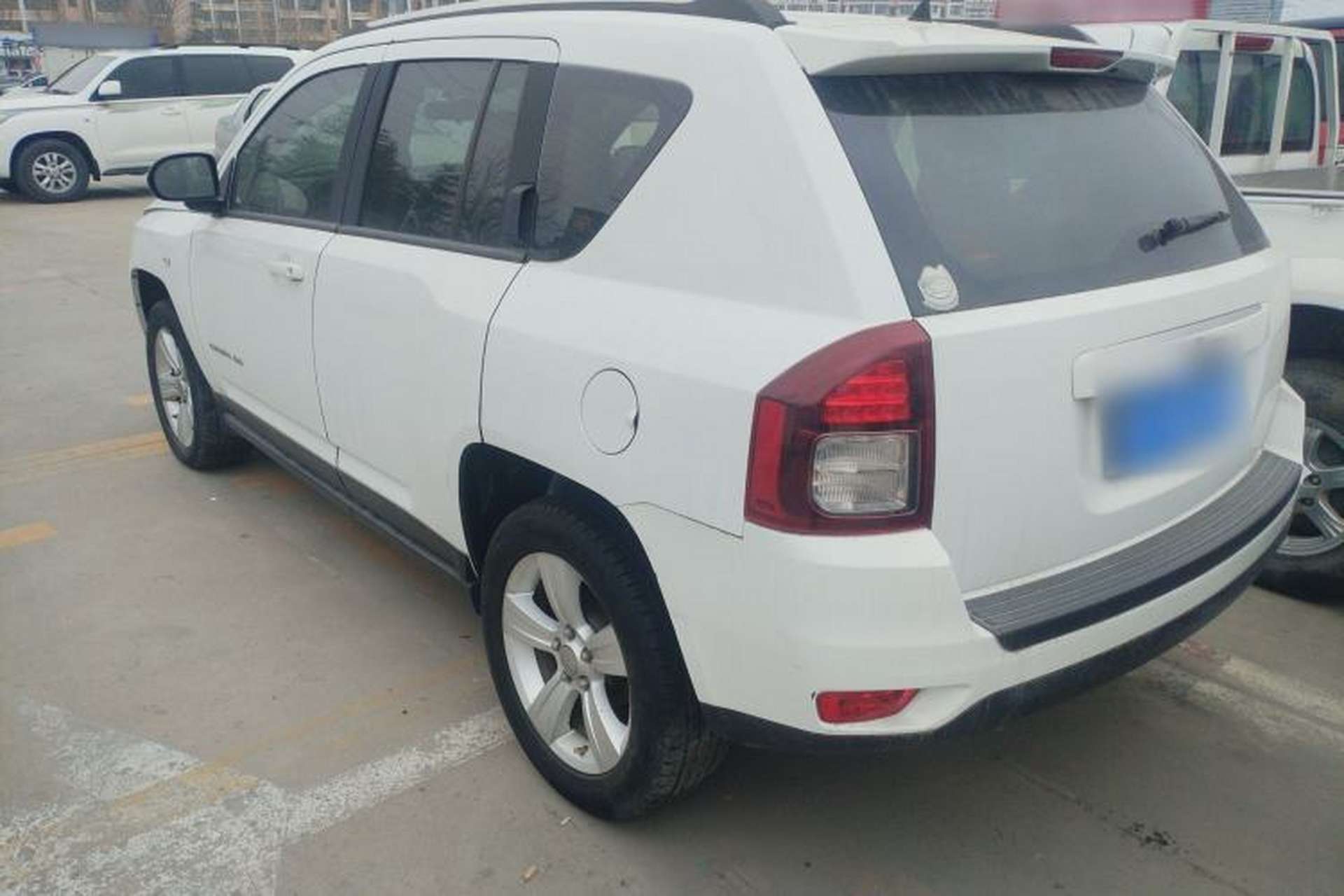 Used Jeep Compass 2014 Revised Version 2.0L Two-Wheel Drive Entry-Level Edition Rear Left 45 Deg