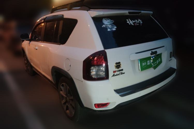 Used Jeep Compass 2014 Revised Version 2.4L Four-Wheel Drive Luxury Navigation Edition Rear Left 45 Deg