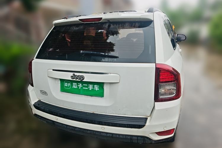 Used Jeep Compass 2014 2.0L two-wheel drive sport version Rear