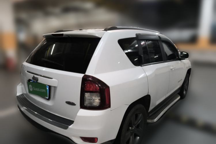 Used Jeep Compass 2014 Revised Version 2.4L Four-Wheel Drive Comfort Edition Rear Right 45 Deg