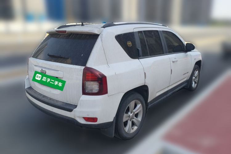 Used Jeep Compass 2014 2.0L two-wheel drive sport version Rear Right 45 Deg