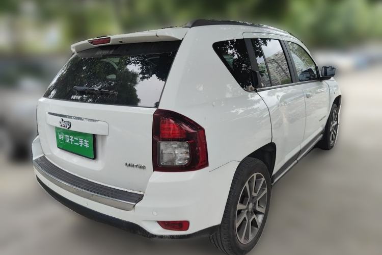 Used Jeep Compass 2014 Revised Version 2.0L Two-Wheel Drive Elite Edition Rear Right 45 Deg