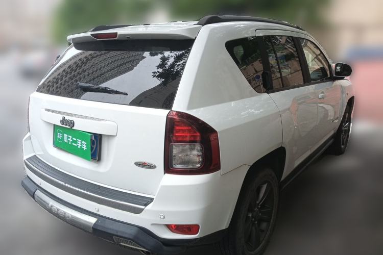 Used Jeep Compass 2014 Revised Version 2.4L Four-Wheel Drive Comfort Edition Rear Right 45 Deg