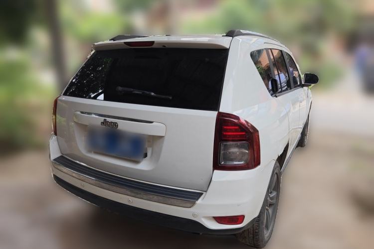 Used Jeep Compass 2014 Revised Version 2.4L Four-Wheel Drive Comfort Edition Rear Right 45 Deg