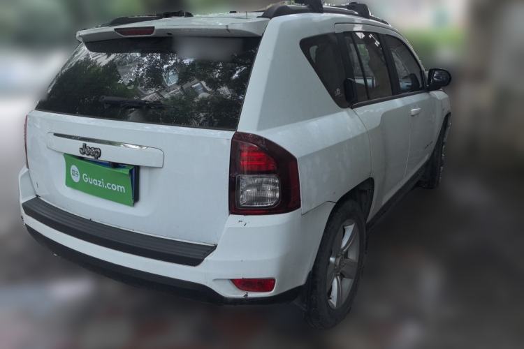 Used Jeep Compass 2014 Revised Version 2.0L Two-Wheel Drive Entry-Level Edition Rear Right 45 Deg