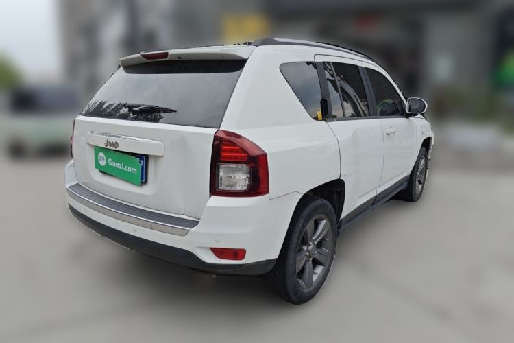 Used Jeep Compass 2014 Revised Version 2.4L Four-Wheel Drive Comfort Edition Rear Right 45 Deg