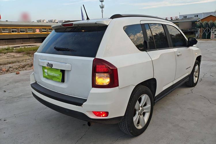 Used Jeep Compass 2014 Revised Version 2.0L Two-Wheel Drive Entry-Level Edition Rear Right 45 Deg