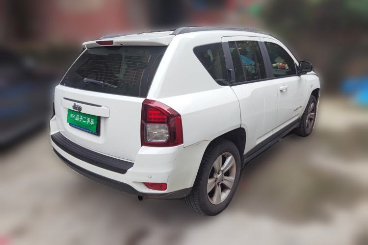 Used Jeep Compass 2014 Revised Version 2.0L Two-Wheel Drive Entry-Level Edition Rear Right 45 Deg