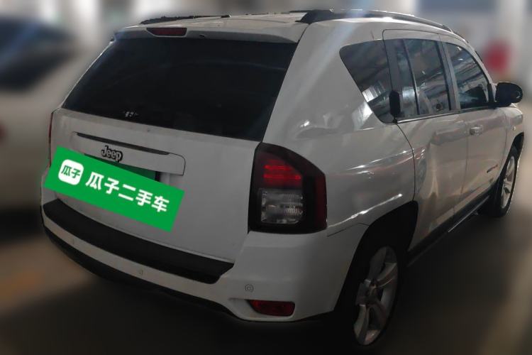 Used Jeep Compass 2014 Revised Version 2.0L Two-Wheel Drive Entry-Level Edition Rear Right 45 Deg