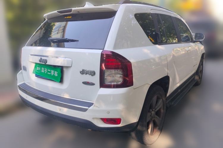Used Jeep Compass 2014 Revised Version 2.4L Four-Wheel Drive Comfort Edition Rear Right 45 Deg