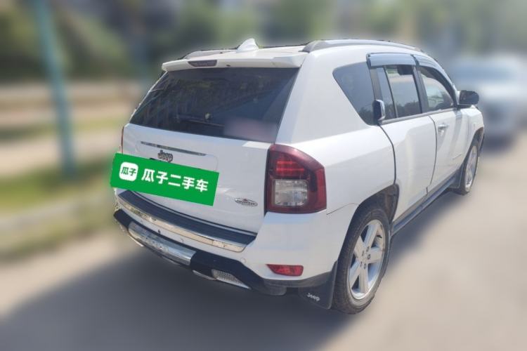 Used Jeep Compass 2014 Revised Version 2.4L Four-Wheel Drive Comfort Edition Rear Right 45 Deg