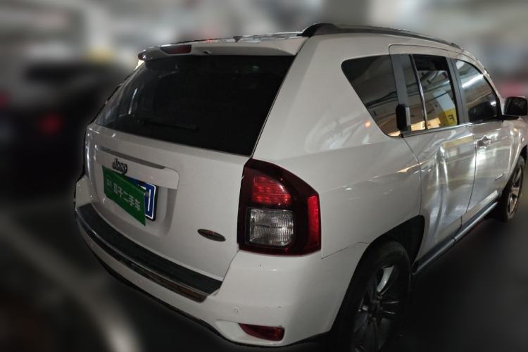 Used Jeep Compass 2014 Revised Version 2.4L Four-Wheel Drive Comfort Edition Rear Right 45 Deg