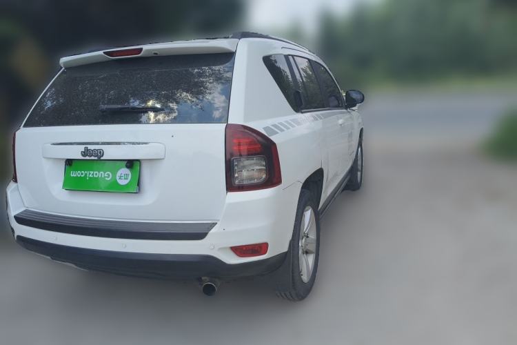 Used Jeep Compass 2014 Revised Version 2.0L Two-Wheel Drive Entry-Level Edition Rear Right 45 Deg