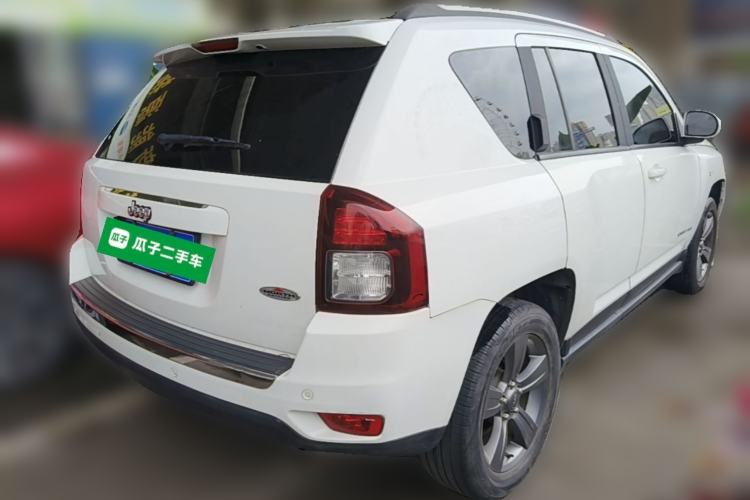 Used Jeep Compass 2014 Revised Version 2.4L Four-Wheel Drive Comfort Edition Rear Right 45 Deg