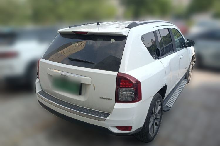 Used Jeep Compass 2014 Revised Version 2.4L Four-Wheel Drive Luxury Edition Rear Right 45 Deg