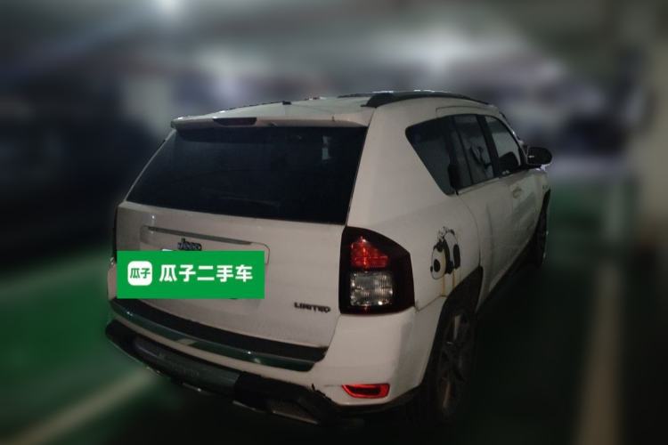 Used Jeep Compass 2014 2.4L four-wheel drive luxury version Rear Right 45 Deg