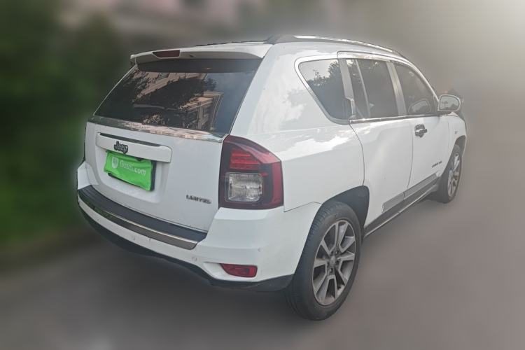 Used Jeep Compass 2014 Revised Version 2.4L Four-Wheel Drive Luxury Navigation Edition Rear Right 45 Deg