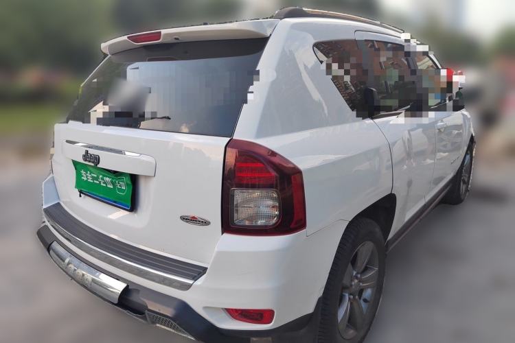 Used Jeep Compass 2014 2.4L four-wheel drive sport version Rear Right 45 Deg