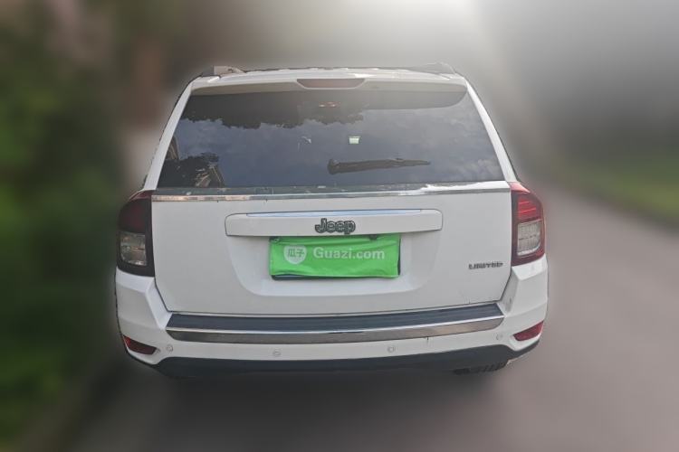 Used Jeep Compass 2014 Revised Version 2.4L Four-Wheel Drive Luxury Navigation Edition Rear