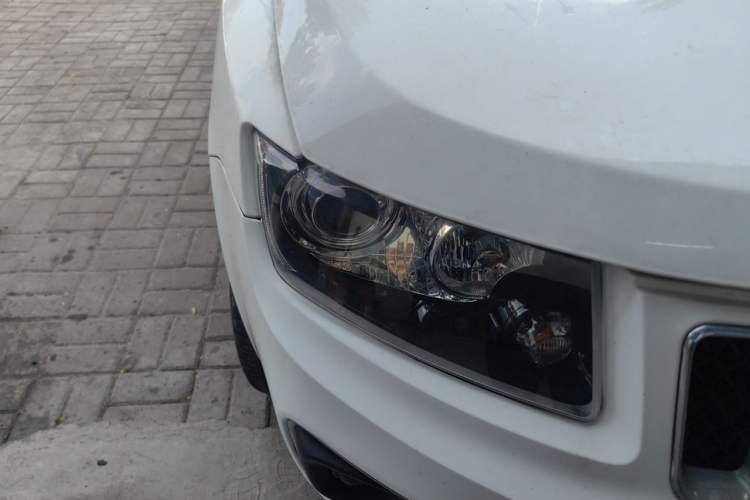 Used Jeep Compass 2014 Revised Version 2.0L Two-Wheel Drive Elite Edition Right Front Headlight