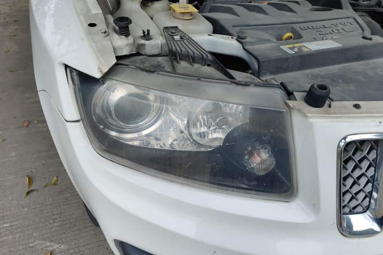 Used Jeep Compass 2014 Revised Version 2.0L Two-Wheel Drive Elite Edition Right Front Headlight