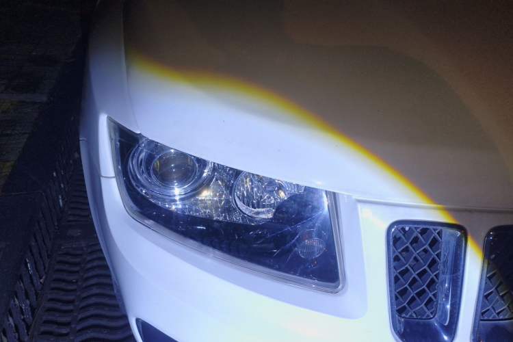 Used Jeep Compass 2014 Revised Version 2.4L Four-Wheel Drive Comfort Edition Right Front Headlight