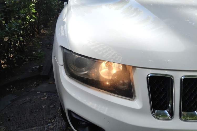 Used Jeep Compass  Right Front Headlight