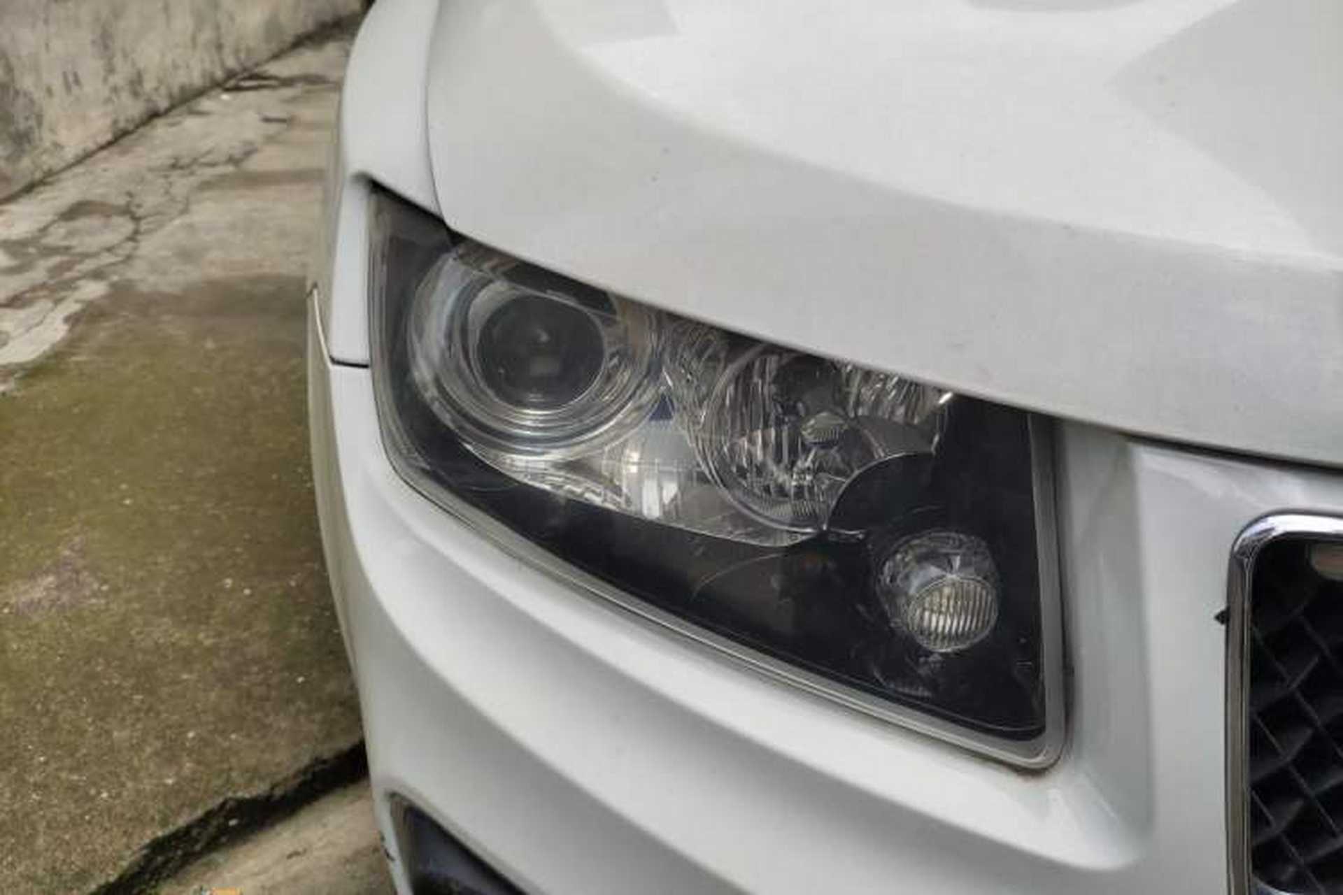 Used Jeep Compass 2014 Revised Version 2.4L Four-Wheel Drive Comfort Edition Right Front Headlight