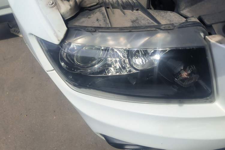 Used Jeep Compass 2014 Revised Version 2.0L Two-Wheel Drive Elite Edition Right Front Headlight
