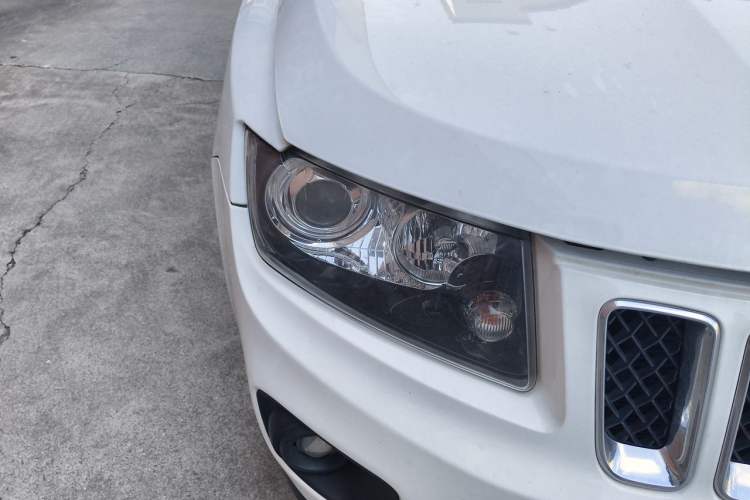 Used Jeep Compass 2014 Revised Version 2.0L Two-Wheel Drive Entry-Level Edition Right Front Headlight
