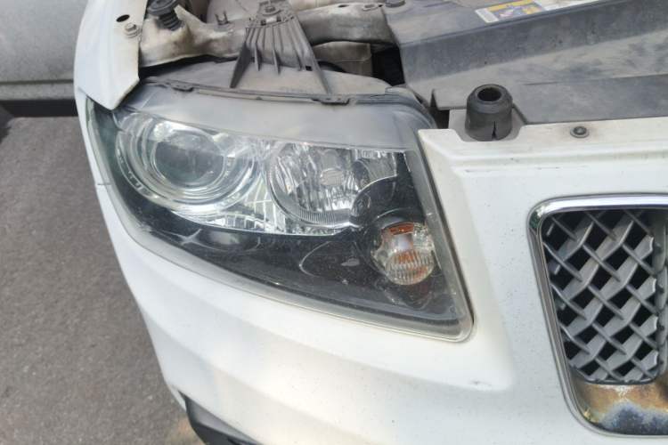 Used Jeep Compass 2014 Revised Version 2.0L Two-Wheel Drive Elite Edition Right Front Headlight