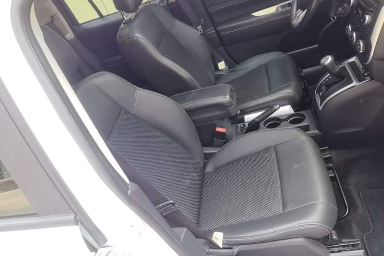 Used Jeep Compass 2014 Revised Version 2.4L Four-Wheel Drive Comfort Edition Right Front Seat