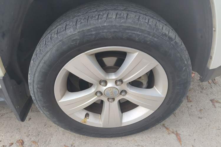 Used Jeep Compass 2014 Revised Version 2.0L Two-Wheel Drive Entry-Level Edition Right Front Wheel Hub