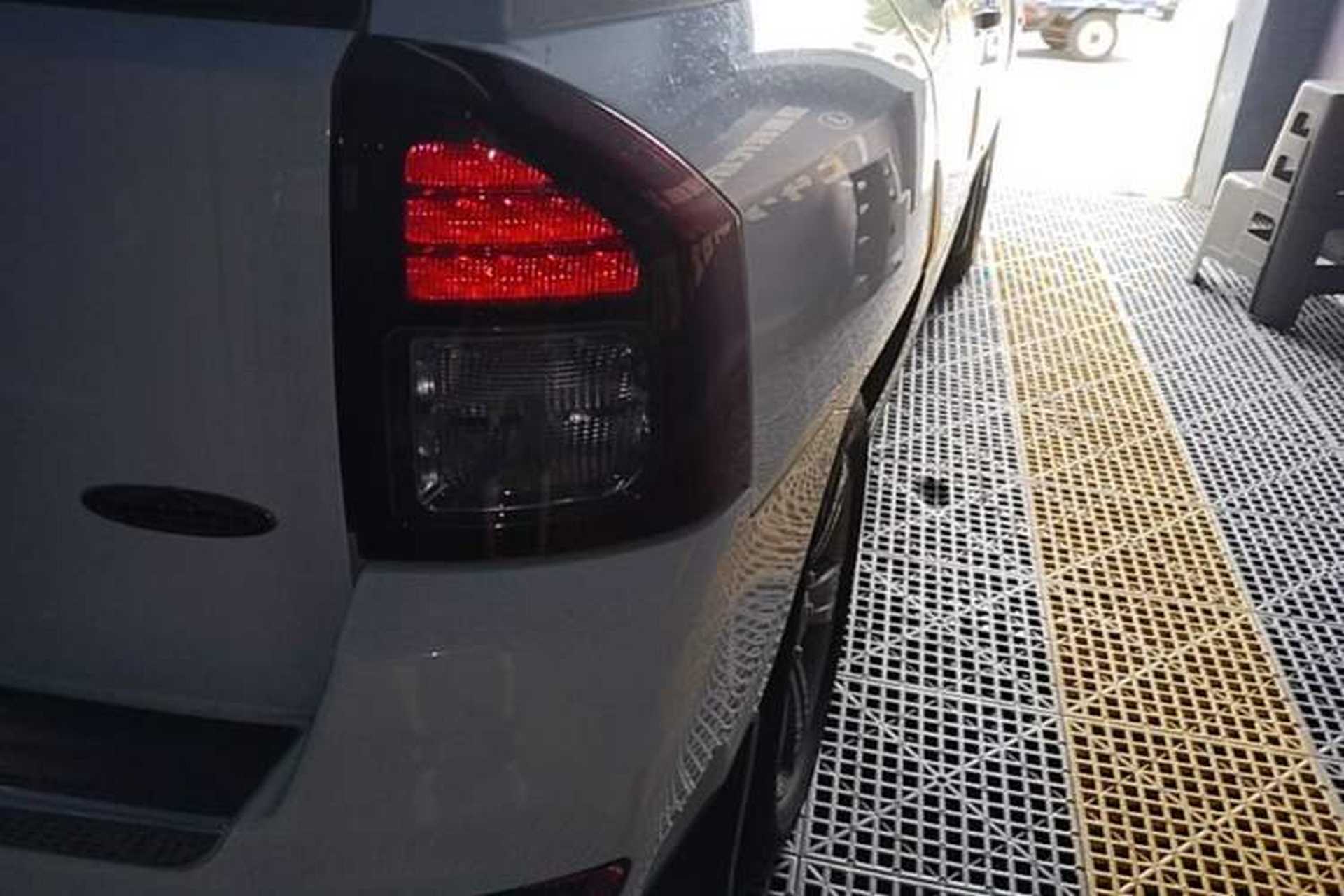 Used Jeep Compass 2014 Revised Version 2.4L Four-Wheel Drive Comfort Edition Right Rear Taillight