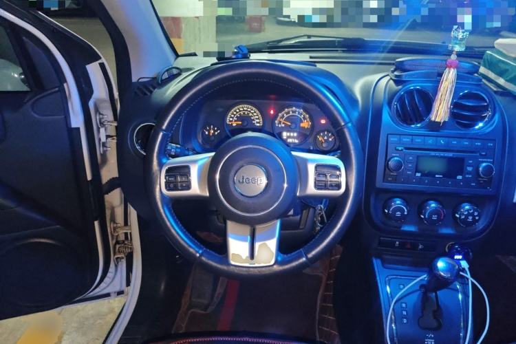 Used Jeep Compass 2014 Revised Version 2.0L Two-Wheel Drive Entry-Level Edition Steering Wheel