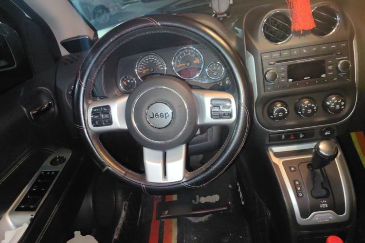 Used Jeep Compass 2014 2.4L Four-Wheel Drive Serpentine Collection Edition Steering Wheel