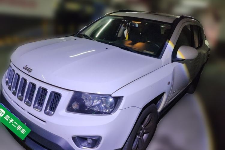 Used Jeep Compass 2014 Revised Version 2.4L Four-Wheel Drive Comfort Edition Guazi used car, China used car export, Used car for sale, Used  cars, Cheapest cars for sale