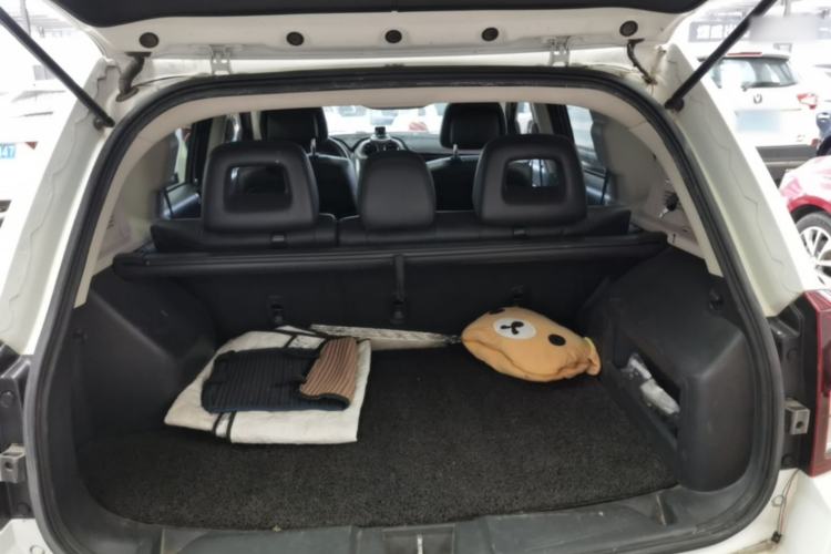 Used Jeep Compass 2014 Revised Version 2.4L Four-Wheel Drive Comfort Edition Trunk