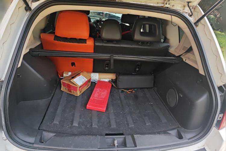 Used Jeep Compass 2014 Revised Version 2.4L Four-Wheel Drive Luxury Navigation Edition Trunk
